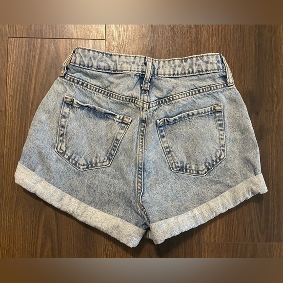 Women’s Wild Fable High Rise Jean Shorts 25R - Picture 4 of 9